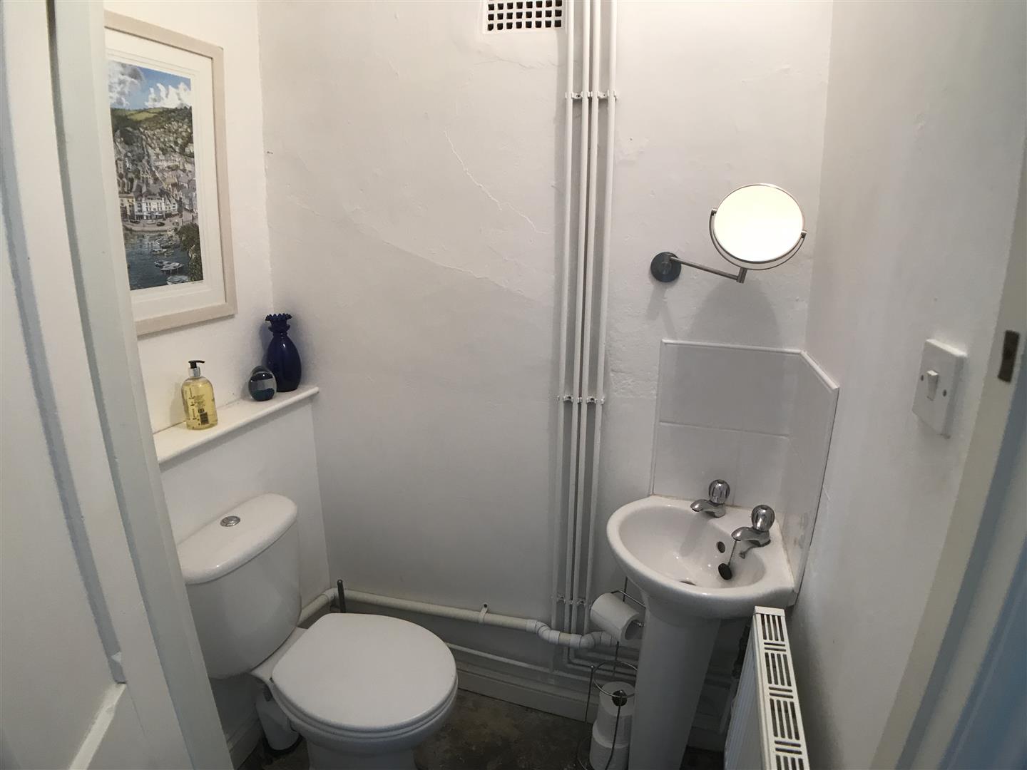 CLOAKROOM